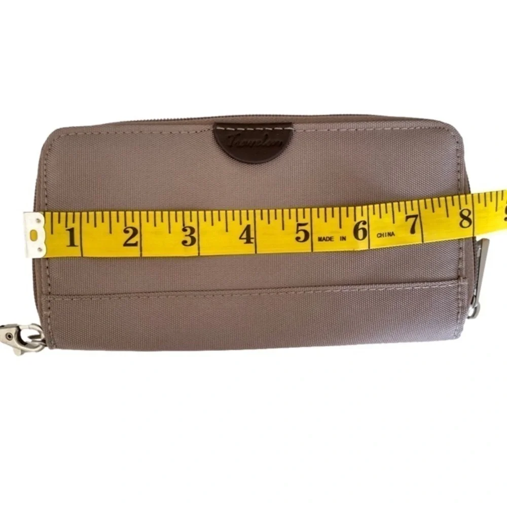 TRAVELON Wristlet Wallet RFID Blocking Zip Around Multi Pocket Tan/Teal NWOT